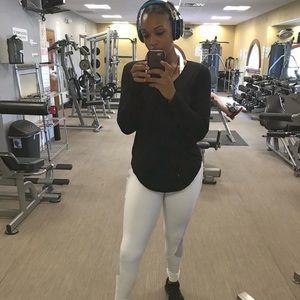 Meet your Posher, Tia